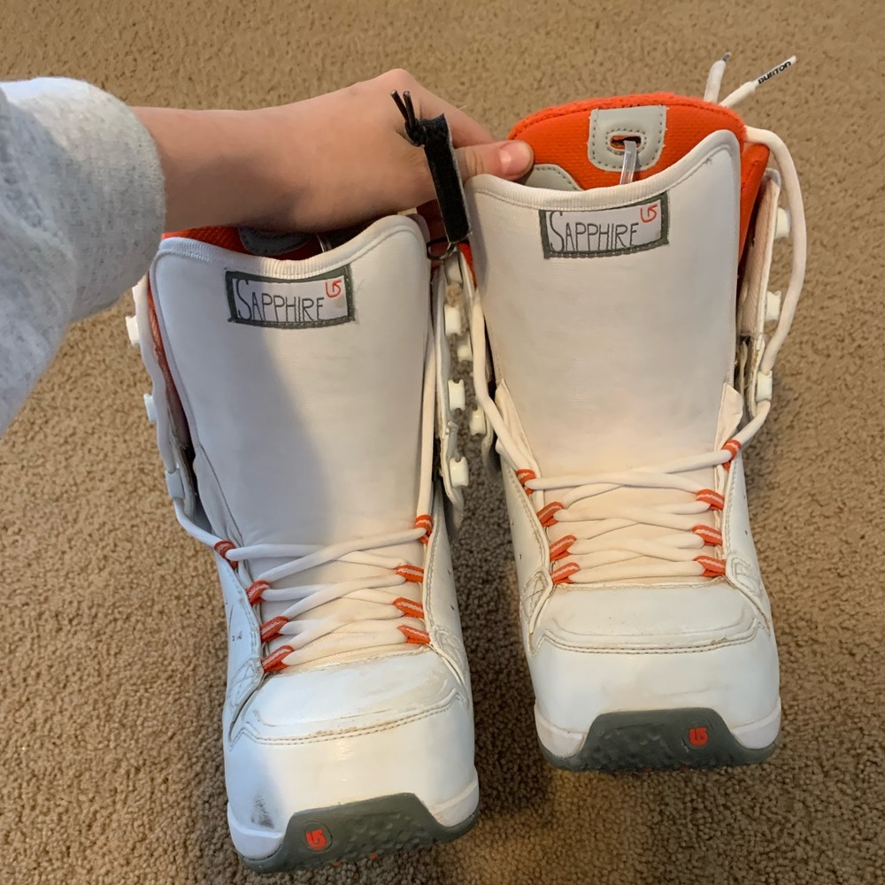 Womens Size 8.5 Burton Sapphire Snowboard Boots